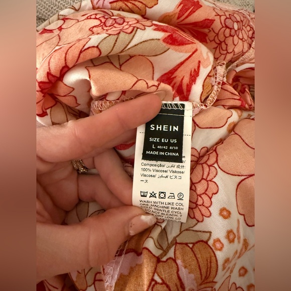 SHEIN Orange and White Jumpsuit with Wide-Leg Design - Picture 5 of 5